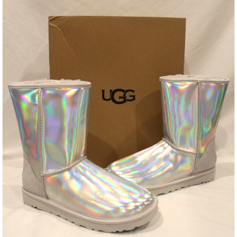 UGG CLASSIC SHORT IRIDESCENT GLACIER GREY‎ WOMEN'S BOOTS - Picture 2 of 7